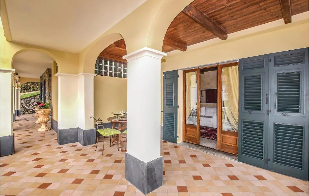 La Perla Villa Castiglione Chiavarese 0*,  Italy